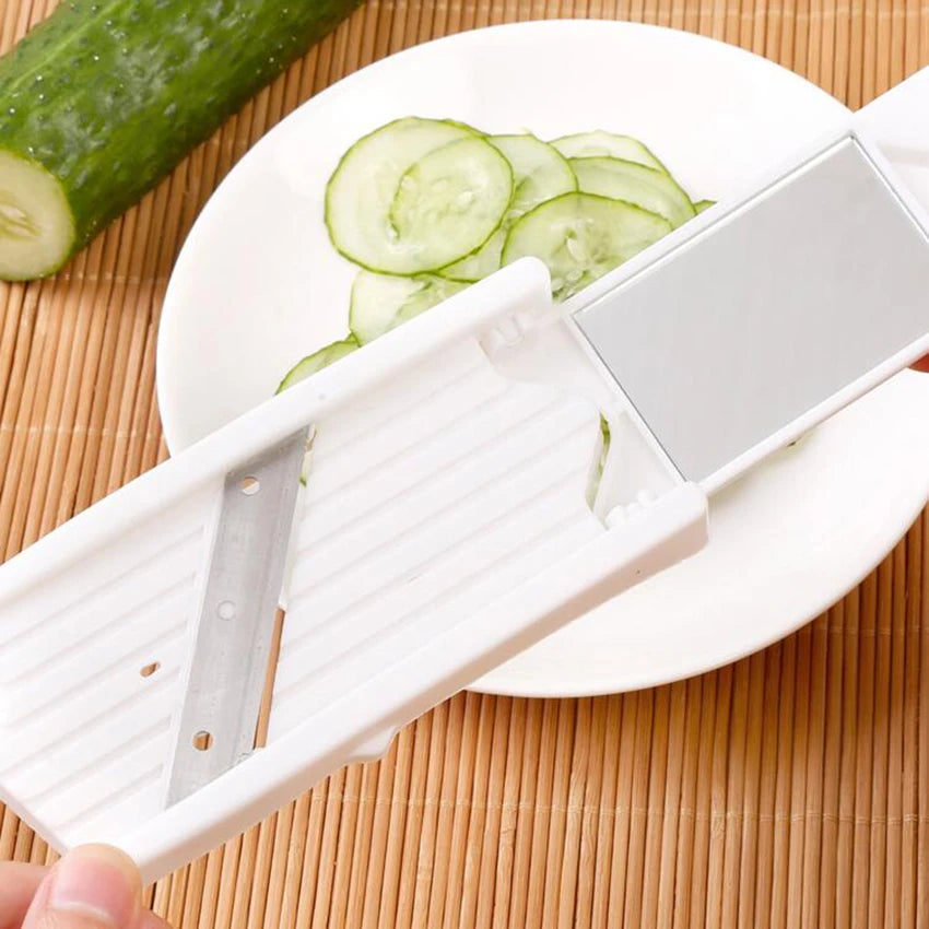 Creative Kitchen Gadget - Cucumber Slicer & Peeler